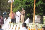 at Bal Thackeray funeral in Mumbai on 18th Nov 2012 (257).JPG